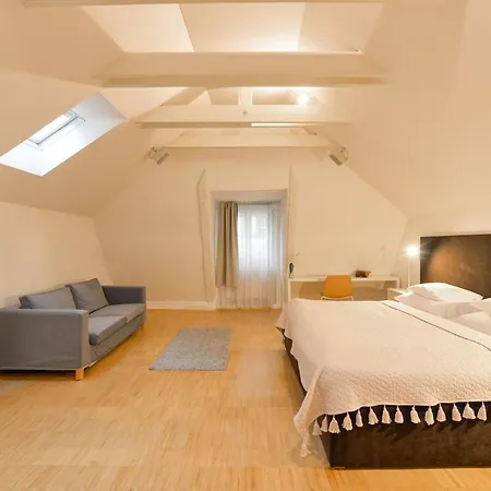Eclectic Loft With Terrace * Prague