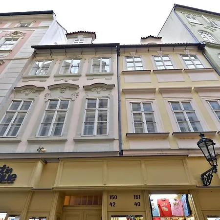 Appartement Eclectic Loft With Terrace Prague