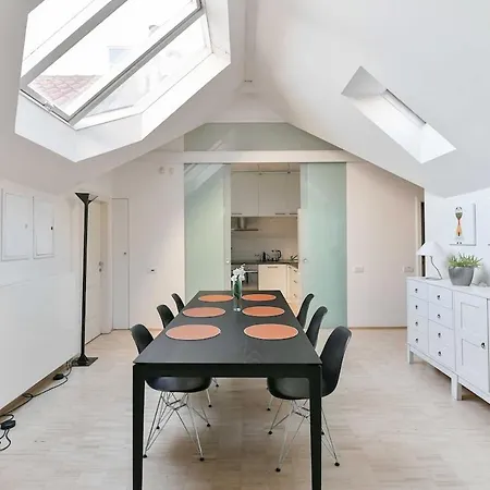 Eclectic Loft With Terrace * Prague