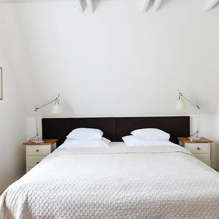Eclectic Loft Royal Way Apartment Prague