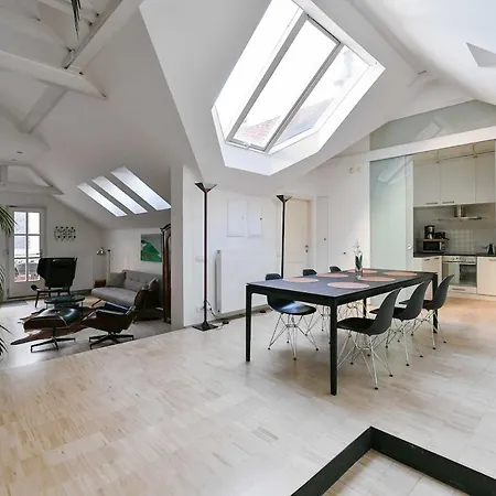 Eclectic Loft With Terrace